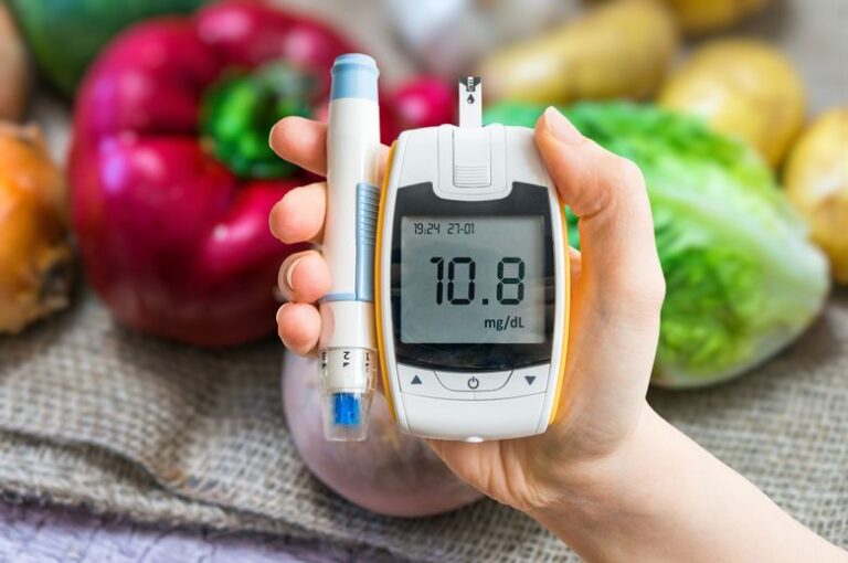 What is the Difference between Diabetes And Blood Sugar